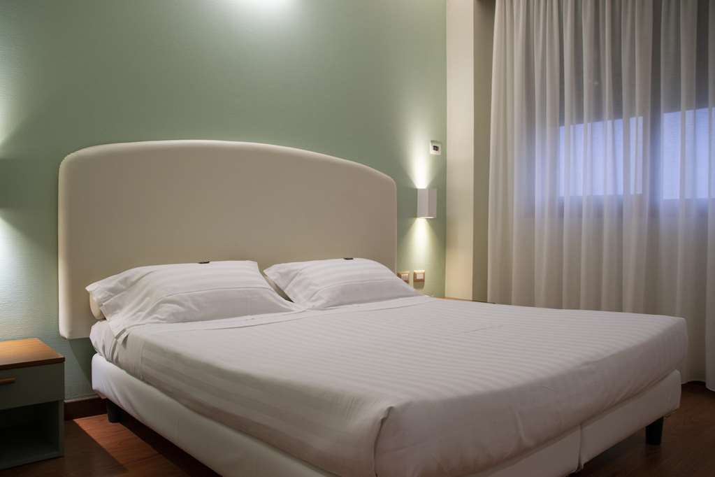 Best Western Air Hotel Linate Segrate Room photo